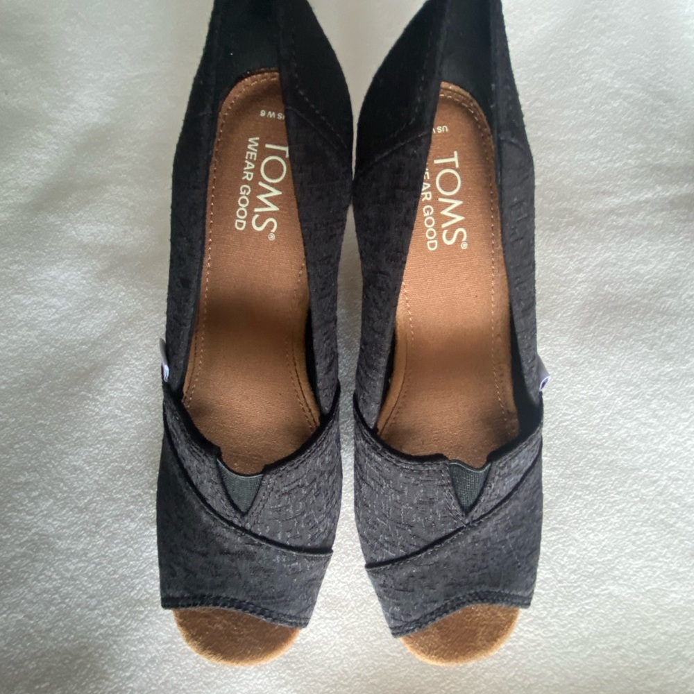 Toms Women's Black Espadrille Peep Toe Shoes